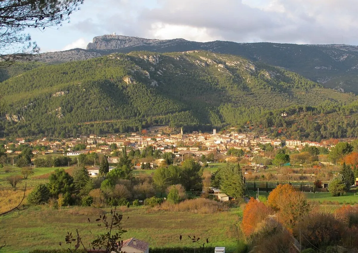 Vue générale de Cuges-les-Pins